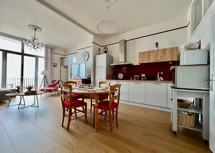 Superbe Sur La De Malo Les Bains Appartement