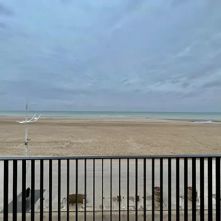 Superbe Sur La De Malo Les Bains Dunkirk